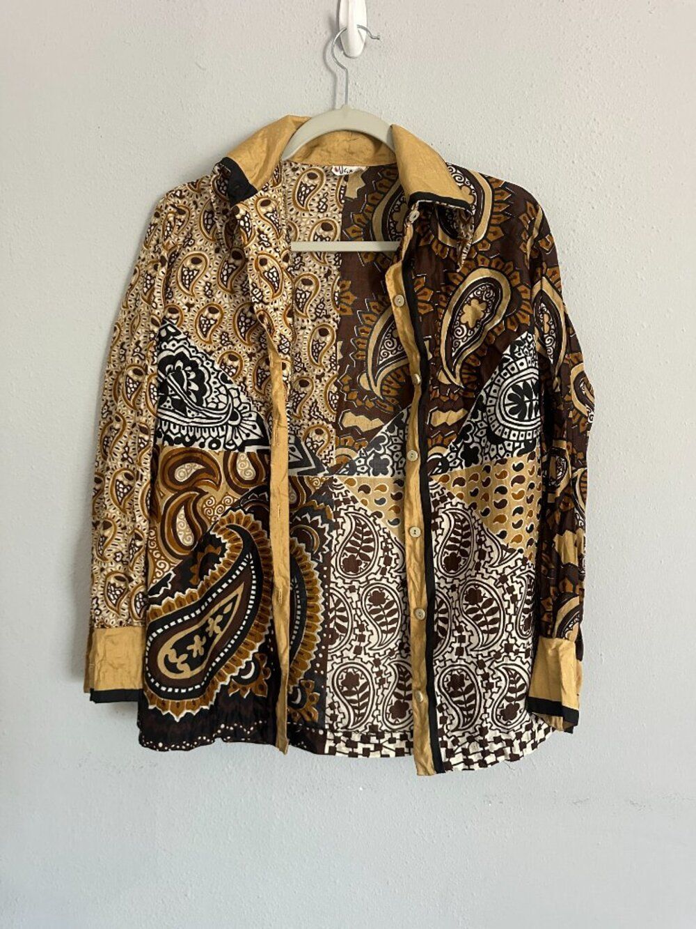 Vintage 1960s Vera Neumann Silk Paisley Patchwork Boho Blouse Womens M Size 10 - Picture 3 of 7